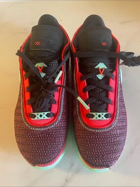 Nike LeBron 20 SE GS Night Maroon Boys 5
